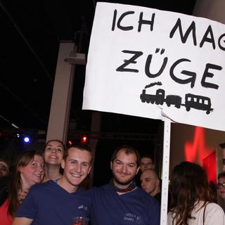 fetzn_fliegen_2015-10-16_22h07min30s.lacki_1.web.jpg